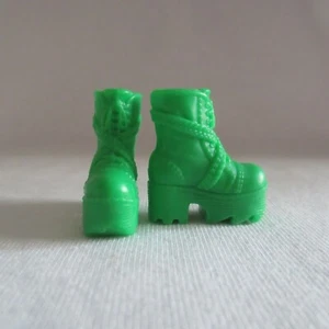 NEW! 2020 Barbie BMR1959 Made To Move Doll Green Boots ~ Shoes Clothing - Imagen 1 de 2