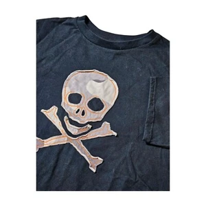 Halloween Shirt Sleeve Skull Crossbones Black Shirt Cotton Youth Size XL (14/16) - Picture 1 of 6