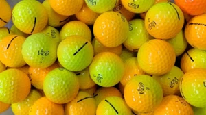 12 Vice Pro Plus Shade Golf Balls - 2A/3A - Picture 1 of 1