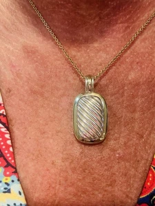 David Yurman Sculpted Cable Wave Cigar Band Rectangular Pendant Sterling & 18k - Picture 1 of 7