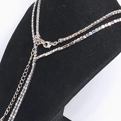 Collar de 18 pulgadas estilo bolo deslizante con estrás azul y blanco tono plata Foto 1 de 4