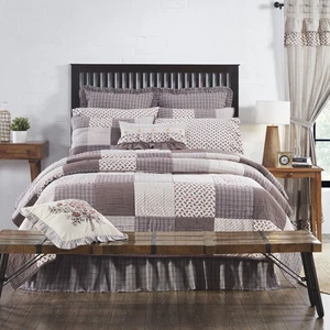 Farmhouse Queen Quilt Creme Florette Cotton Patchwork Bedroom Decor VHC Brands - Picture 1 of 5