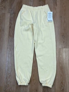 Lululemon Pants Womens Extra Small Yellow Scuba Mid Rise Oversized Jogger - Picture 1 of 12