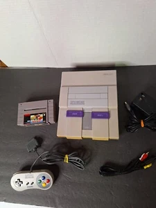 Super Nintendo SNES Original System Console- Tested & Working - 2 GAMES INCLUDED - Picture 1 of 15