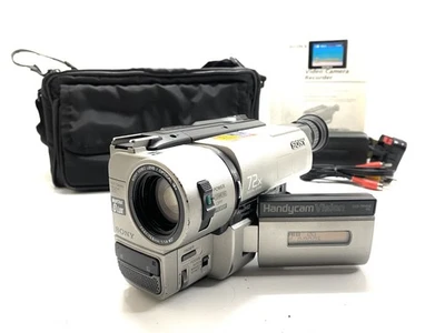 SONY CCD-TRV65E Hi8 Tape Digital Video Camera HANDYCAM Complete Working Set - Image 1 of 4