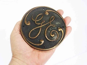 VINTAGE GE GENERAL ELECTRIC 4.5" CAST BRASS / BRONZE EMBLEM SIGN RR PLAQUE LOGO - Bild 1 von 5