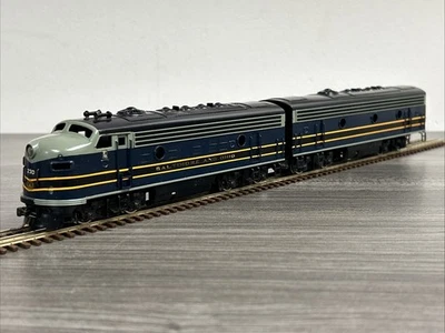 Tenshodo HO #131/132 EMD F-9 Diesel Locomotive Set Both Pwd B&O #230 Both Run! - Image 1 of 4