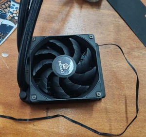 Raffreddamento a liquido ENERMAX LIQMAX III 3 - Foto 1 di 4