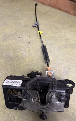 Conjunto de pestillo de puerta delantero izquierdo Chevrolet Malibu Lt 09 Foto 1 de 4