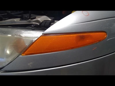 Driver Corner/Park Light Side Marker Fits 00-02 SATURN L SERIES 1031011 - Image 1 of 4