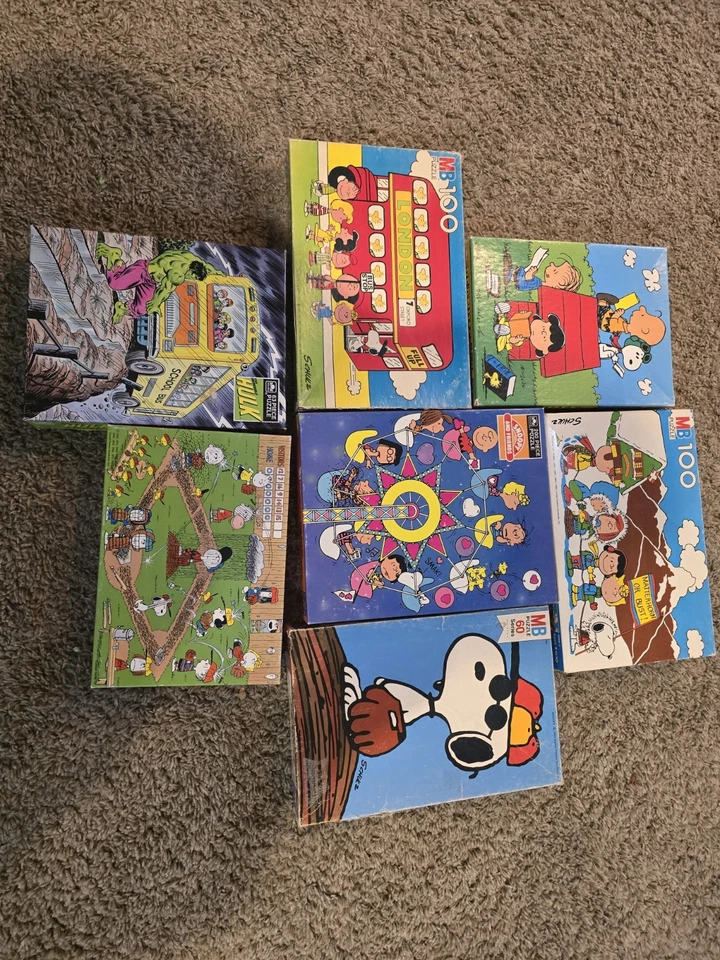 Lote 7 Rompecabezas De Colección Snoopy, Peanuts e Incredible Hulk Foto 1 de 1