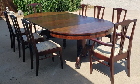 Beautiful Early  Flame Mahogany Dining Table , 6 leaves, 8 Chippendale chairs Cover