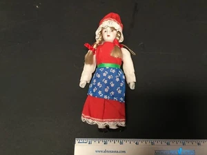Doll Dutch porcelain from Estate - Picture 1 of 6