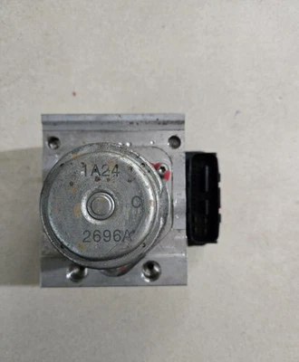 2011-2012 Honda Accord Sedan M/T ABS conjunto modulador de peça de freio fabricante de equipamento original TA0A8 - Imagem 1 de 4