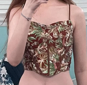 Mini top nuovo con etichette CIDER corsetto floreale bagnato e selvaggio taglia XS super carino! - Foto 1 di 12