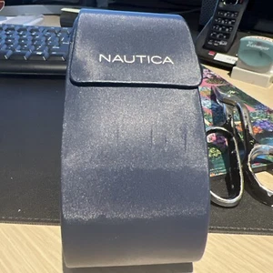 Nautica Navy Blue Eyeglass Sunglass Case With Magnetic Closure - Picture 1 of 2