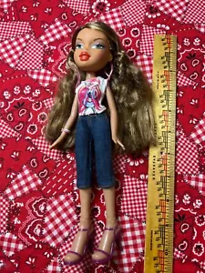 Bratzpuppe, gewelltes langes Haar. Gebraucht, 2001. - Bild 1 von 8