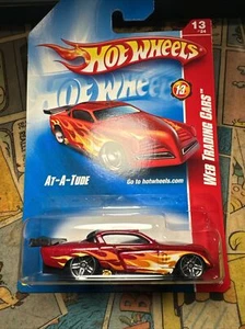 2008 Hot Wheels 1:64 Web Trading Cars 13/24 At-A-Tude Cranberry 089/196 - Foto 1 di 6