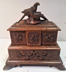 ANTIQUE BLACK FOREST SWISS WOOD CARVED JEWELRY BOX W/ PHEASANTS - Picture 1 of 8