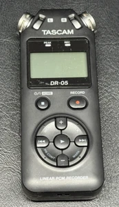 Tascam DR-05, Nero, Registratore Audio Vocale Portatile, Testato Funzionante - Foto 1 di 6