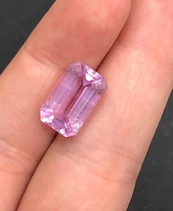 Natural Tourmaline 9.40 CT - Picture 1 of 3