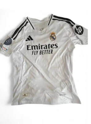 Real Madrid Jude Bellingham Jersey - Image 1 of 4