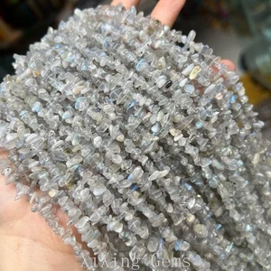 Cuentas astilladas de labradorita gris natural de alta calidad de 3-5 mm para hacer joyas de 30"" - Imagen 1 de 6