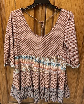 Vestido Umgee floral geométrico em camadas amarrar costas babydoll festival hippie boho tamanho G - Imagem 1 de 4