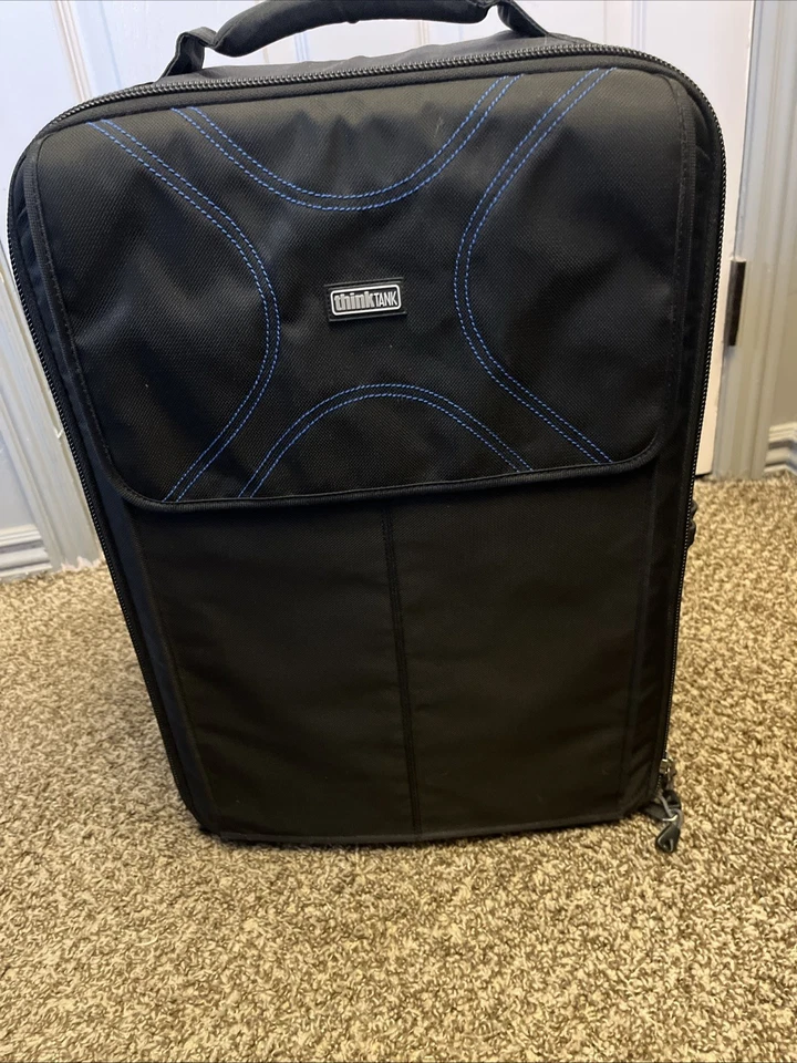 Helipuerto de aeropuerto Think Tank para DJI Phantom. Usado. Cubierta de cámara incluida. Foto 1 de 4