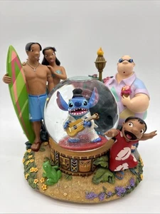 Disney exklusive Lilo & Stitch als Elvis musikalische Schneekugel Aloha KLEINE CHIPS - Bild 1 von 17