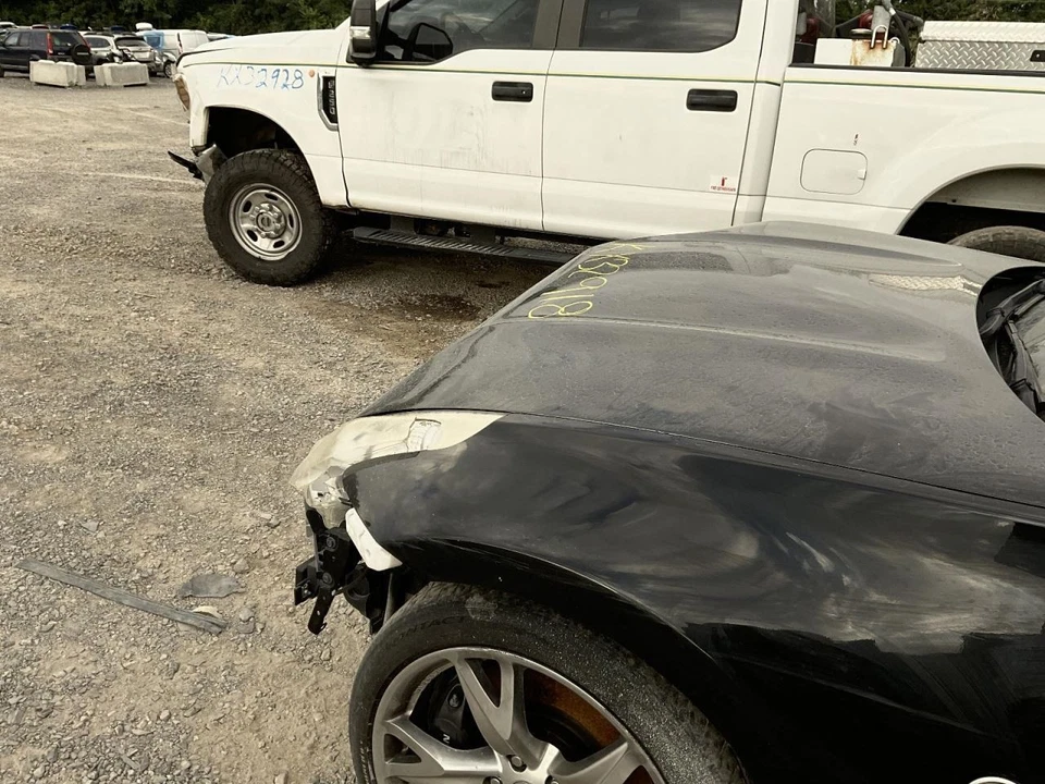 Driver Air Cleaner VQ37VHR Convertible Fits 08-10 INFINITI G37 4979090 - Imagem 1 de 1