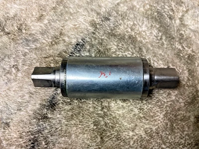 Phil Wood Bottom Bracket JIS 105mm Square Taper Spindle - Image 1 of 3