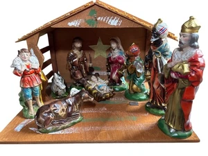 Vintage Kreidegeschirr Krippe mit Stall & handbemalten Figuren - Japan - Bild 1 von 19