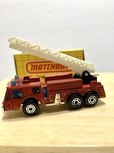1982 Matchbox Red Fire Engine w/White Extension Ladder #18 Macau Yellow Box - Picture 1 of 5