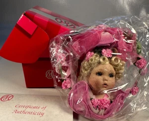 MARIE OSMOND - Child's Play Christmas Tree Ornament 2007 - Picture 1 of 6
