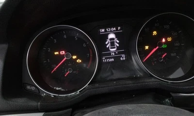 Volkswagen Passat OE 2018 velocímetro calibre clúster 111 k millas Foto 1 de 4