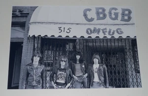 Ramones CBGB NYC Johnny, Joey, Dee Dee, Tommy 1975 b/w Poster 19" x 13" - Picture 1 of 1
