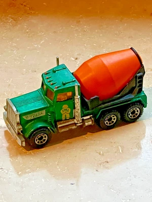 Matchbox Peterbilt, Cement Truck - Bild 1 von 2