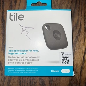 Tile Mate 2022 Universal Bluetooth Tracker - Black - Photo 1 sur 2