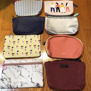 Lot of 8 Ipsy Makeup Bags Pouches Glamour Retired Patterns - Picture 1 of 9