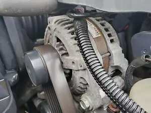 2004-2006 Alternator Chrysler Pacifica - Picture 1 of 5