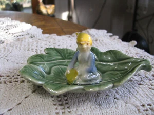 Vintage Irish Figurine-Elf on a Leaf-Trinket Dish-Made by Shamrock Pottery- Irie - Picture 1 of 4