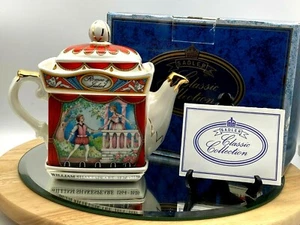 Vintage Sadler teapot - Romeo and Juliet (Shakespeare) Boxed Blue - Picture 1 of 10