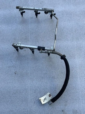 Mercedes E350 W212 2010 inyectores de combustible con rampa de riel PZEV 2720701395 Foto 1 de 4