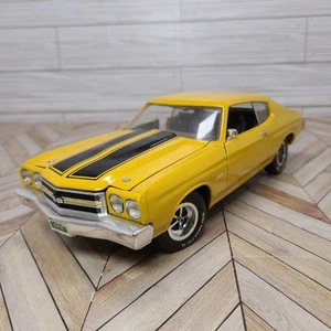 1/18 Ertl Diecast 1970 Chevy Chevelle SS 454 Cowl Induction Yellow & Black - Picture 1 of 19