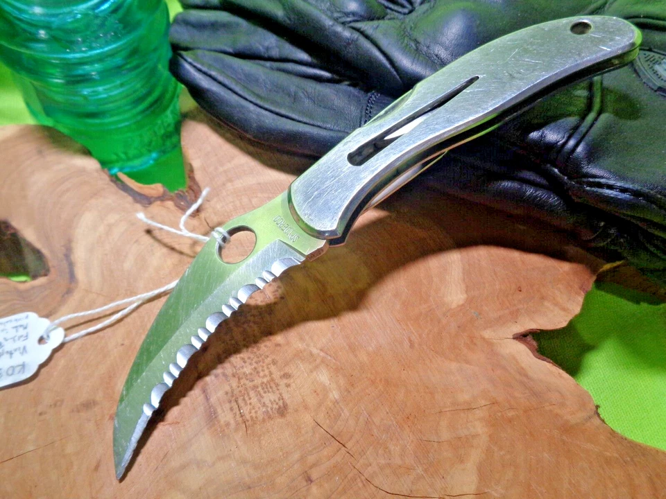 Cuchillo Plegable Spyderco Años 80 2.75" Arpía |Colgante Pats Extranjero, Hecho en Seki, Japón Foto 1 de 4