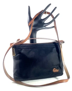 Borsa a tracolla vintage autentica Dooney & Bourke nylon nero cerniera top - Foto 1 di 14
