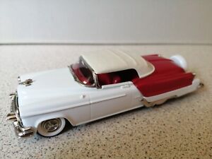 Brooklin BRK39x 1953 Oldsmobile Fiesta Top Up White / Red Limited Edition