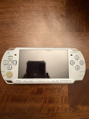 Sony PSP 2000 Handheld System - Image 1 of 4