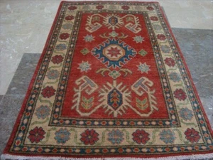 Alfombra Kazak Caucasion Veg Teñida Lana Ghazni Alfombra Anudada a Mano (4.1 x 2.7)' - Imagen 1 de 9